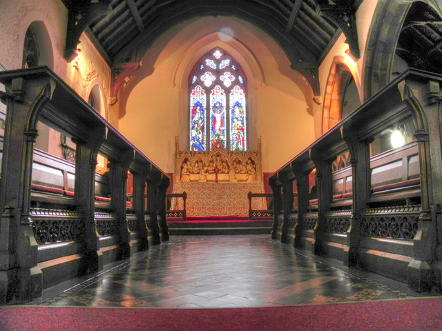Altar and East Window, St Nicholas' Church