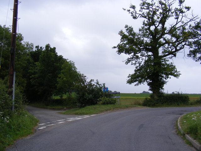 Sandy Lane & Entrance to Seven Stars Farm