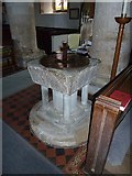 SU3642 : St Peter, Goodworth Clatford: font by Basher Eyre