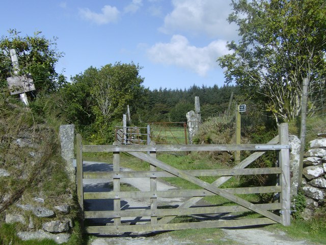 Access gate to Twelve Men's Moor