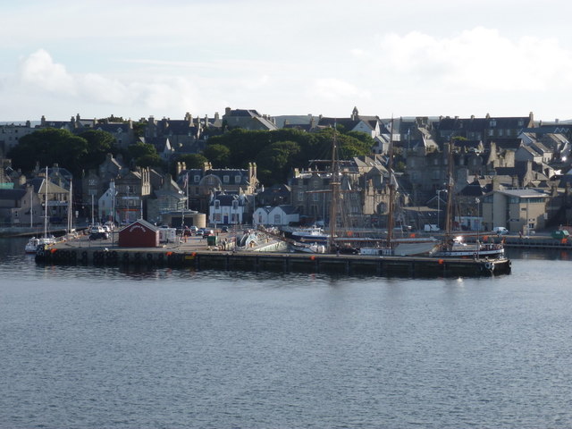 Lerwick: Victoria Pier from out on the water