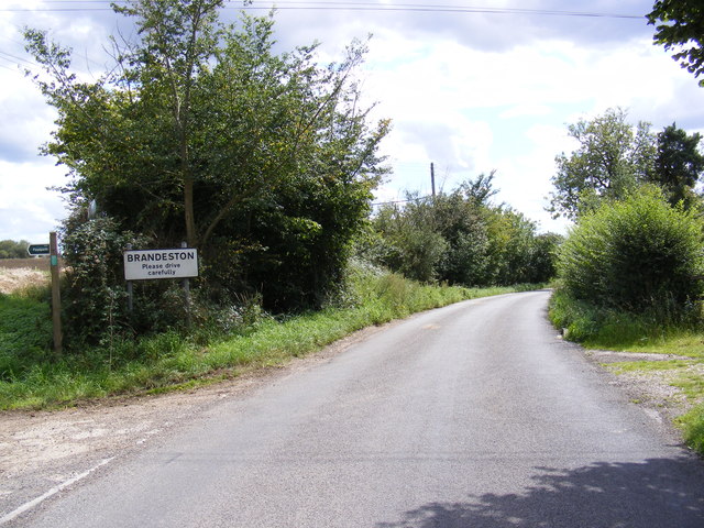 Entering Brandeston on Low Road & the footpath to Mill Lane Byway