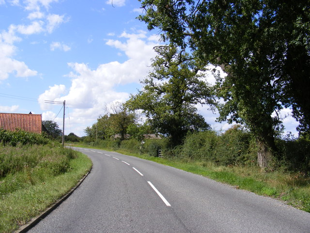 B1079 Helmingham Road & the footpath to Hall Road