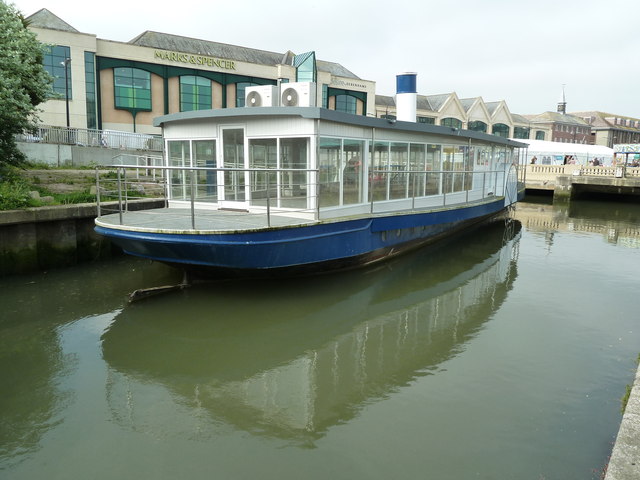 Former Paddle steamer Compton Castle at... © Chris Allen :: Geograph ...