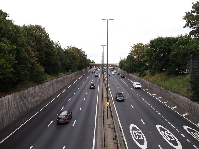 A2 East Rochester Way towards Bexley