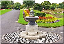 O1334 : Ornamental drinking fountain, Phoenix Park, Dublin by P L Chadwick