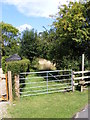 Footpath to Mill Hill