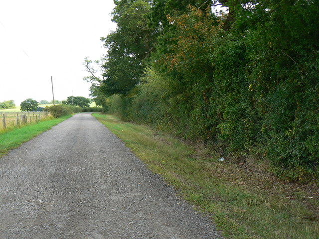 Byway to the B4696 east of Minety