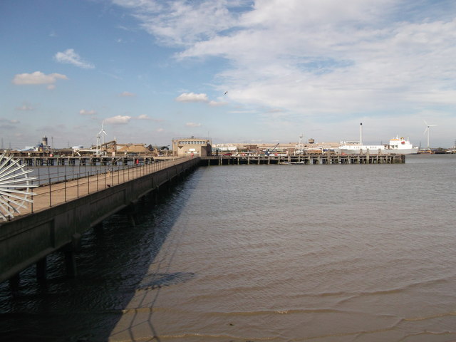 Crossness Sewage Works Jetty © David Anstiss :: Geograph Britain and ...