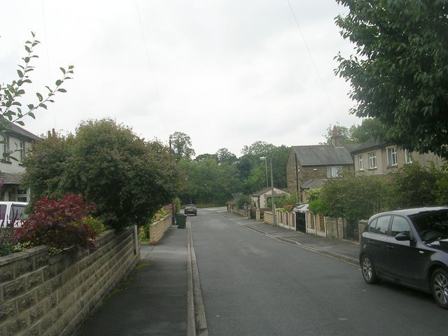 St Marks Avenue - looking towards Woodside Road