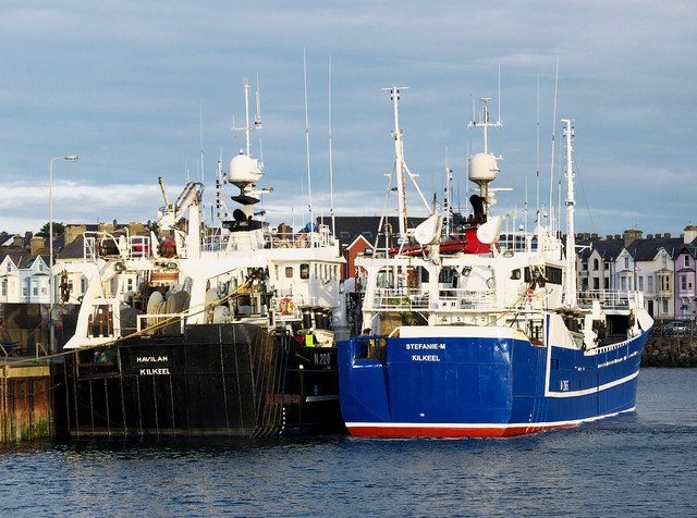 Two trawlers at Bangor © Rossographer :: Geograph Ireland