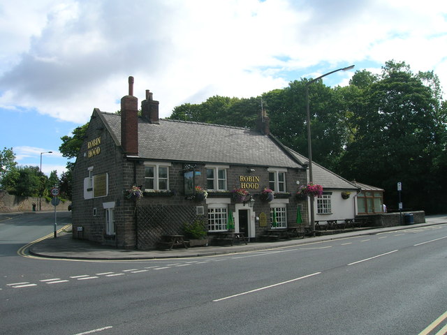 The Robin Hood, Aughton © JThomas :: Geograph Britain and Ireland