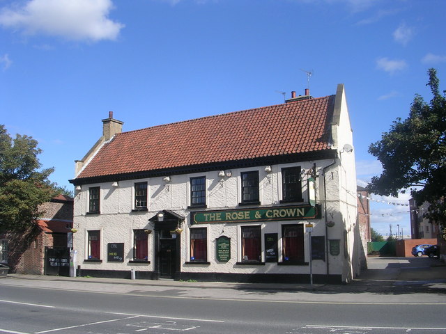 The Rose & Crown - Lawrence Street