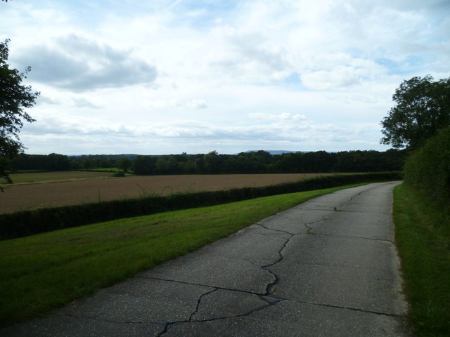 Field view from Holdhurst Farm road