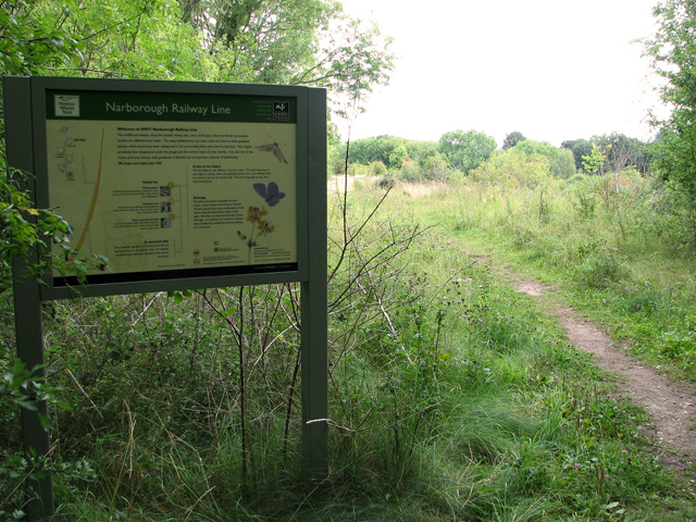 Narborough Railway Line walk © Evelyn Simak cc-by-sa/2.0 :: Geograph ...