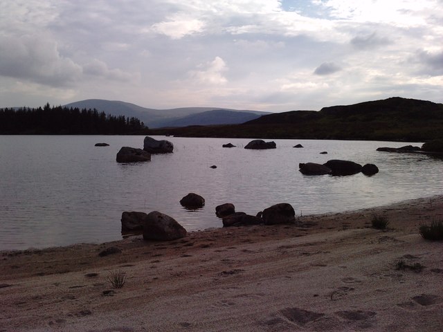 Granite boulders at Loch Ballochling
