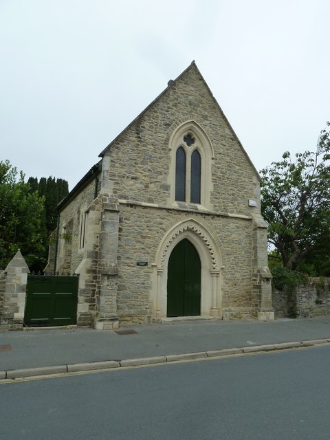 Chapel at the cemetery boundary, West Street