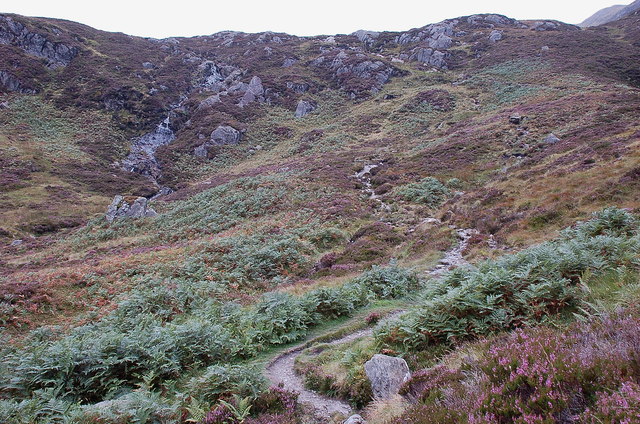 Steeper ground in Gleann Riabhach