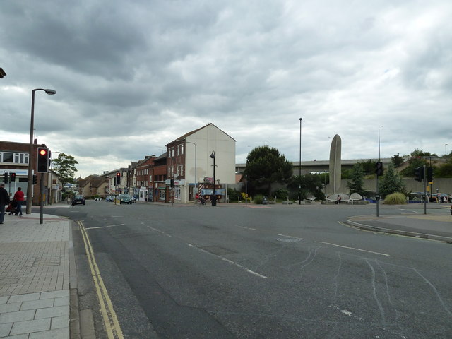 Portsmouth Road, Victoria Road, Bridge Road crossroads (a)