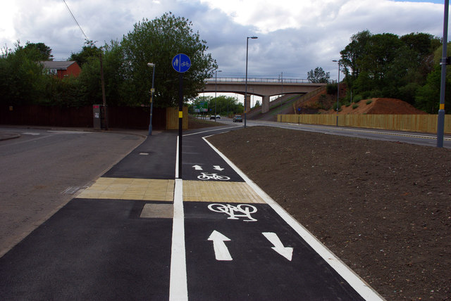 Cycle path alongside Dale Road and Aston Web Boulevard (Selly Oak New Road, Phase 2)