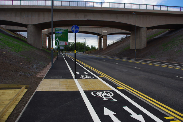 Segregated shared use path alongside Aston Webb Boulevard (Selly Oak New Road, Phase 2)