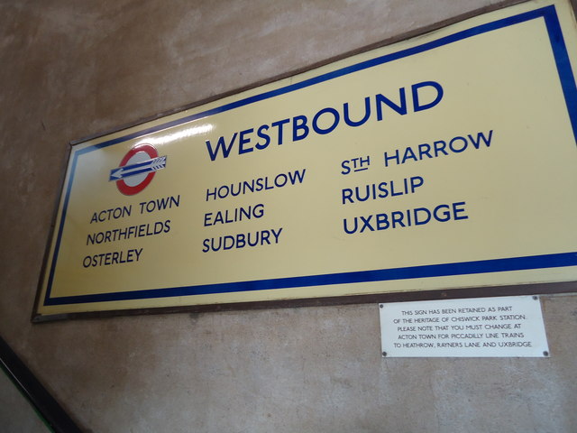 Direction sign, Chiswick Park underground station