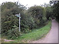 Footpath signpost, Valley Rd, Studham