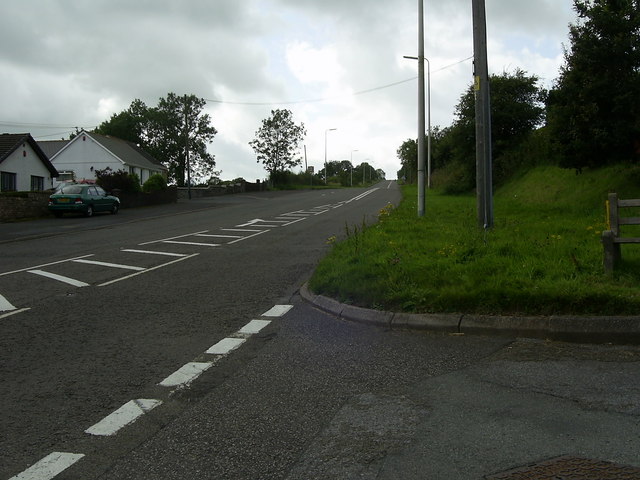 The road to Llanddarog (B4310)