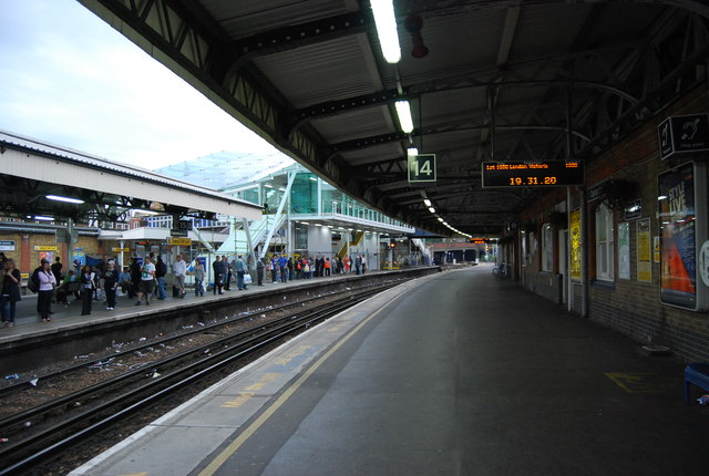 Платформа 14. Clapham Junction Station.