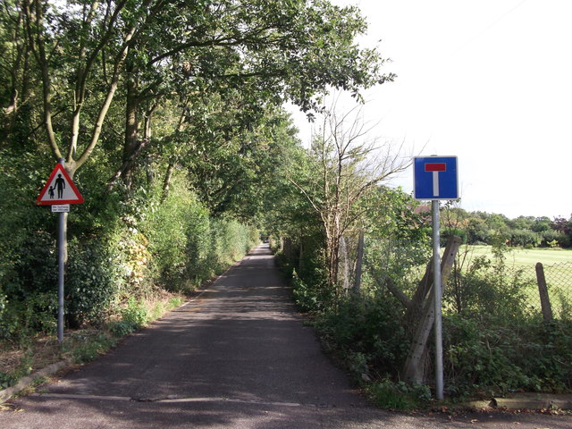 End of Thornet Wood Road