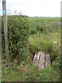 Footbridge of the footpath to Sandy Lane