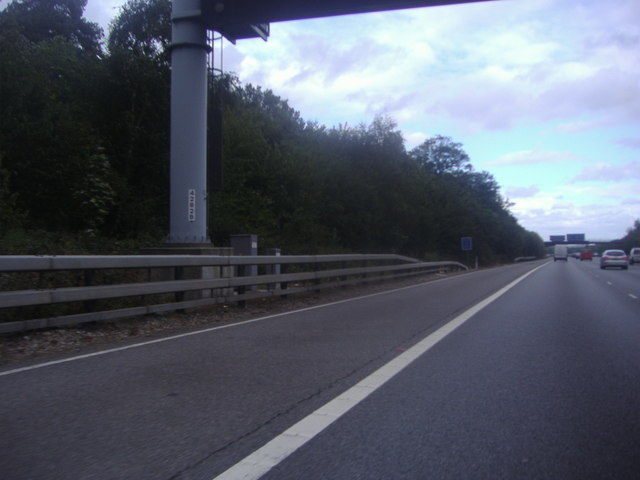The M25 by Combe Bank