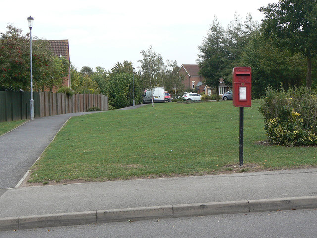 Meadowsweet Hill postbox ref NG13 333