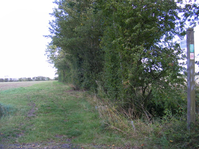 Footpath to near Shrubbery Farm