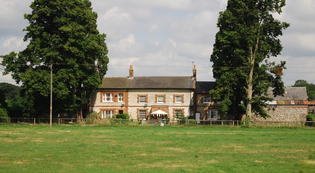 Chalk Hall Farm © N Chadwick :: Geograph Britain And Ireland