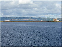 NT2677 : Port of Leith, Western Harbour by M J Richardson