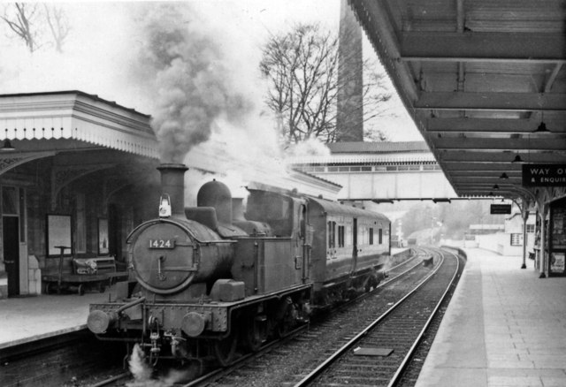 Chalford - Gloucester auto-train at Stroud
