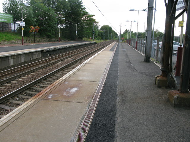 Uddingston railway station, looking West