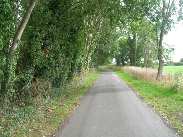 Minor road towards Haywood
