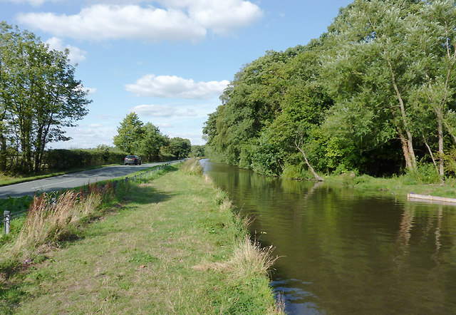 Canal and road north of Penkridge, Staffordshire