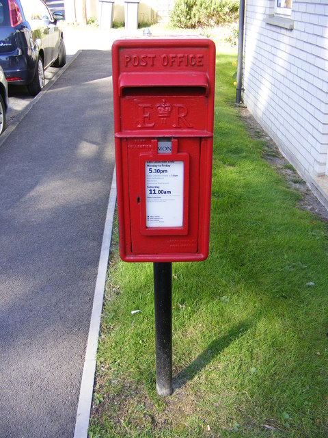 Bredfield Street Postbox