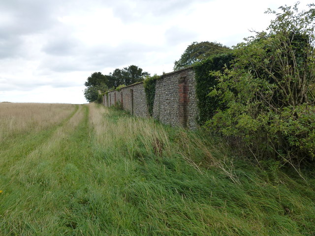 Flint wall, Lower Farm, Harpley, Norfolk
