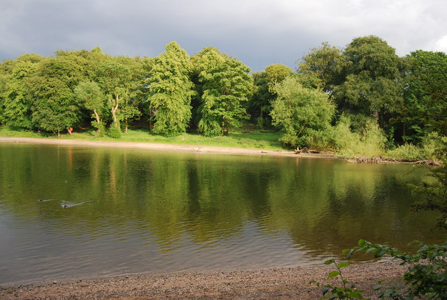 Edgbaston Reservoir © N Chadwick cc-by-sa/2.0 :: Geograph Britain and ...