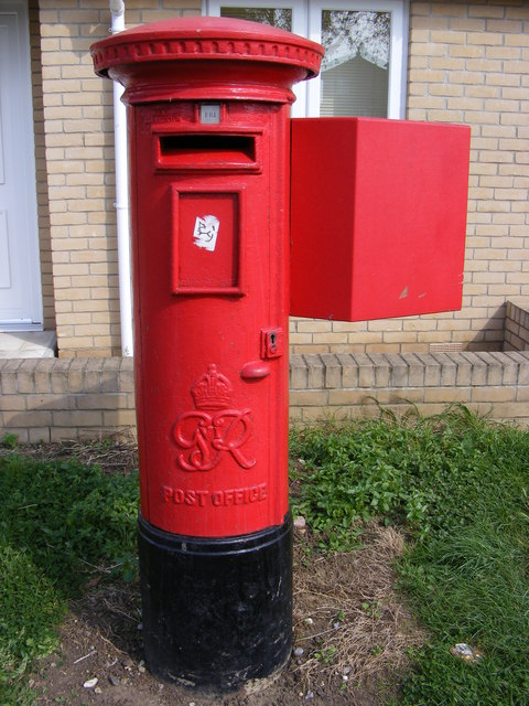 Peterhouse Estate George VI Postbox