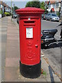 TQ2487 : Edward VII postbox, Hamilton Road, NW11 by Mike Quinn