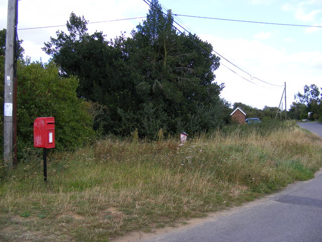 School Road, Blaxhall & Heath Walk Postbox