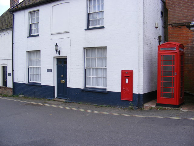 Telephone Box & Post Office,Pump Street George V Postbox
