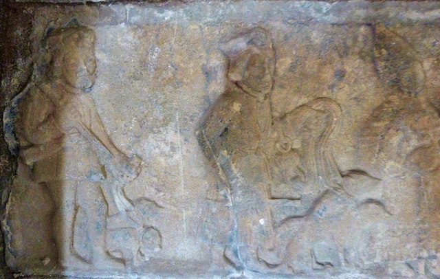Tuama/Tomb Alasdair MhicLeoid/MacLeod - Carving 13