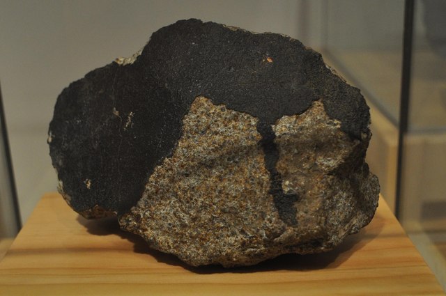 Barwell Meteorite © Ashley Dace :: Geograph Britain And Ireland