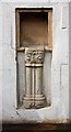 St Mary, Aylesbury - Pedestal piscina